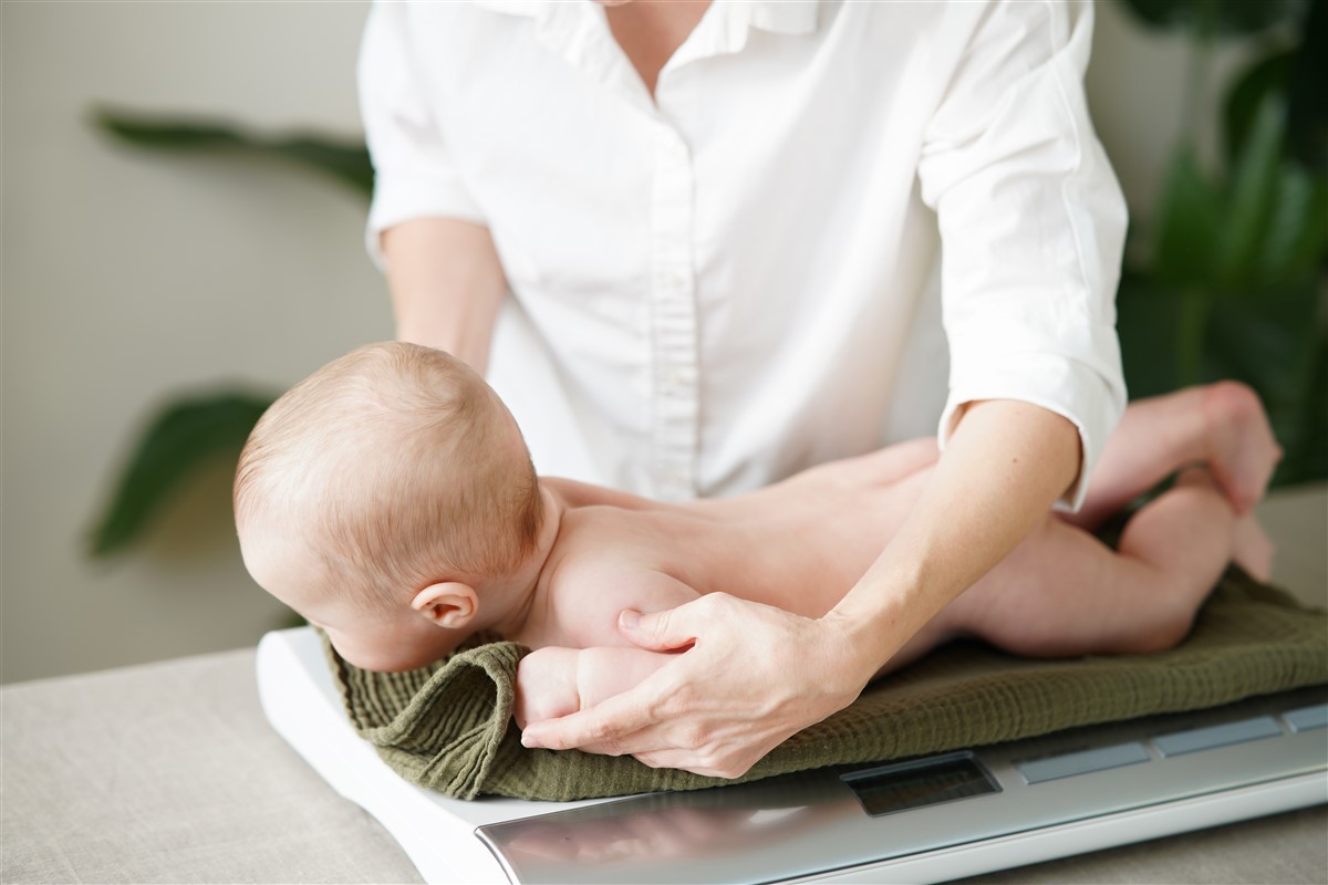 utilisation des pèse-bébés à domicile